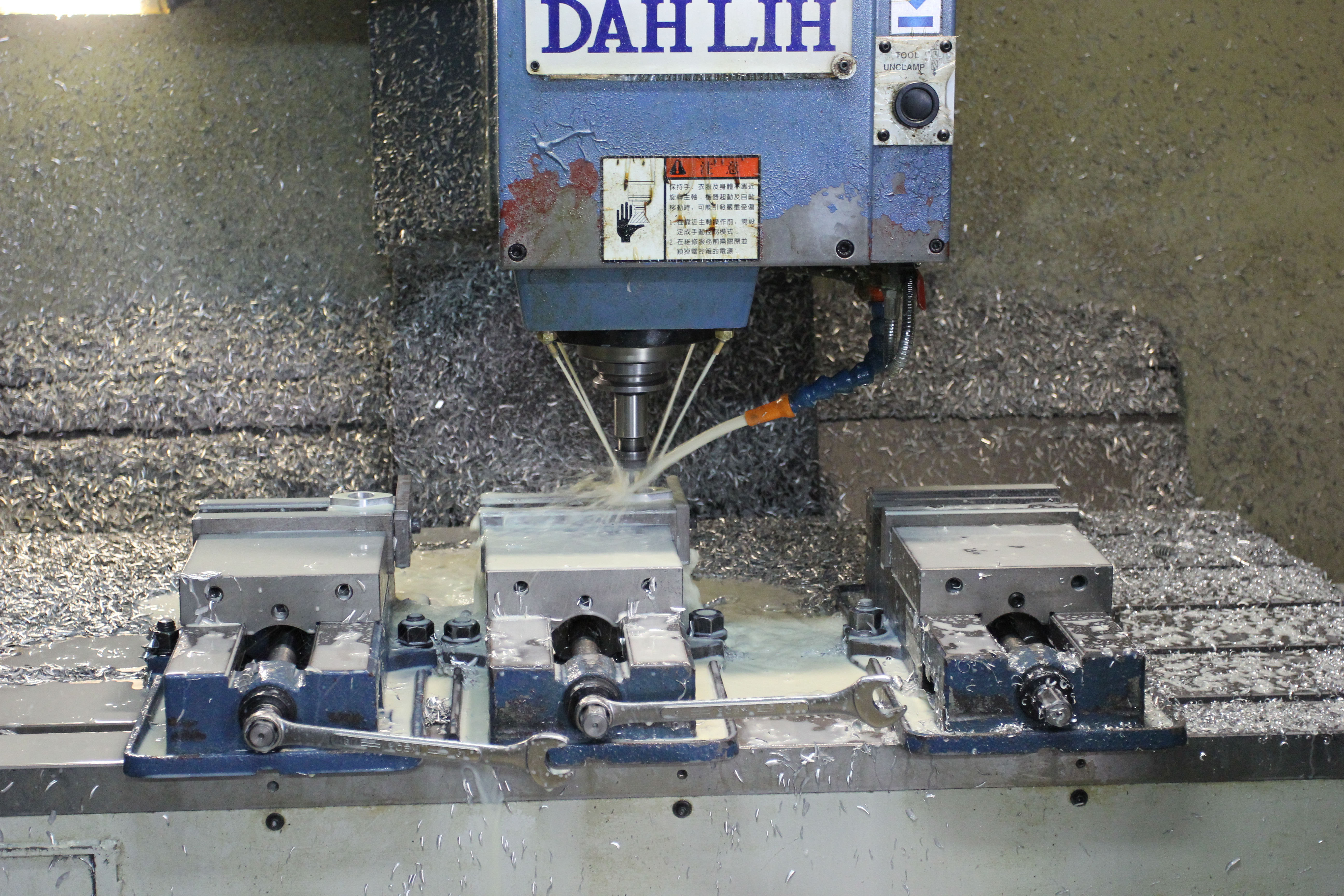 CNC Precision Milling Cells